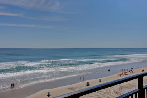 Beach Condo Unit #538 - image 2