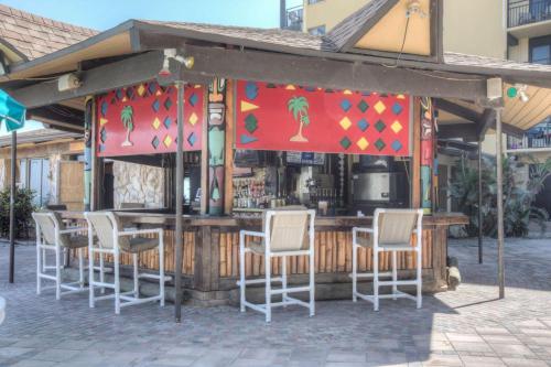 Beach Condo Unit #538 - image 3
