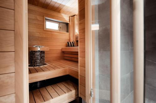 Sauna, Sunday Morning Resort in Pyhatunturi