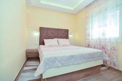 Branka Apartments - image 13