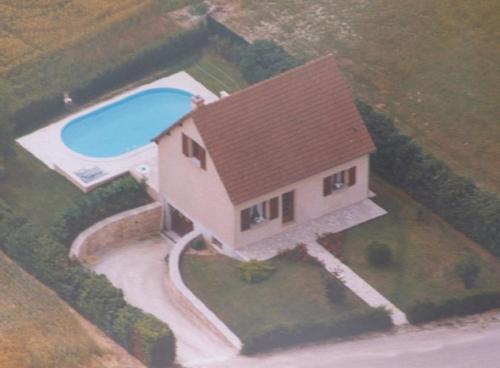 Maison de vacances pour 6 personnes avec piscine - Location saisonnière - Lainsecq