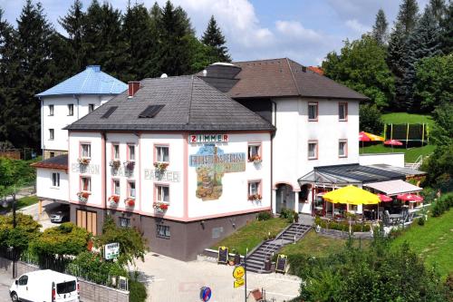 Pension Parzer Pressbaum bei Wien in Pressbaum, Österreich