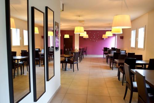 Restaurant, Hotel Inn Chambery in La Ravoire