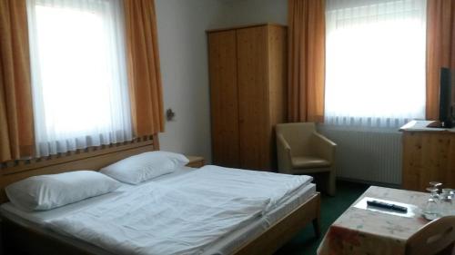 Pension Parzer Pressbaum bei Wien in Pressbaum, Österreich