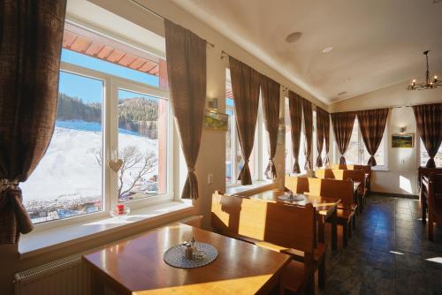 Restaurant, Hotel Studnicky in Vernar