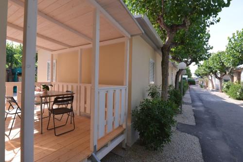Camping Johnny in Marina Palmense