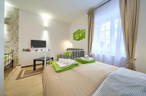 Logo apartments 5 min walk to main square 2