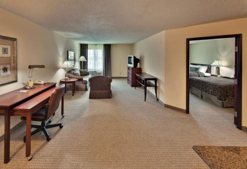 Staybridge Suites West Des Moines, an IHG Hotel