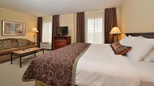 Staybridge Suites West Des Moines, an IHG Hotel