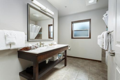 Inn at Nye Beach – Newport, OR