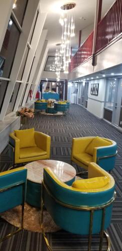 Baymont by Wyndham Montreal Airport in Montreal (QC)