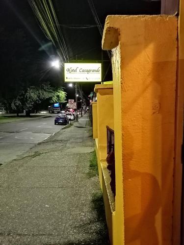 HOTEL CASAGRANDE con estacionamiento EXCLUSIVO y estamos a 50 MTS del Terminal de Buses – Valdivia, IA