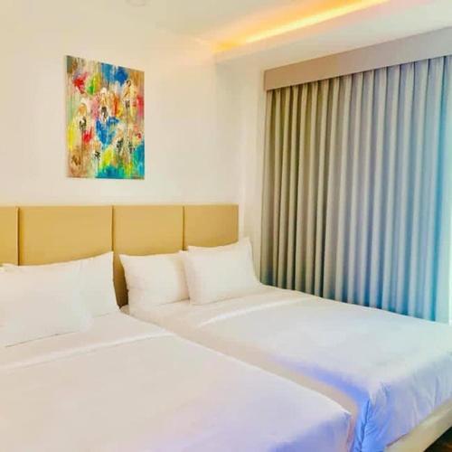 2 twin beds