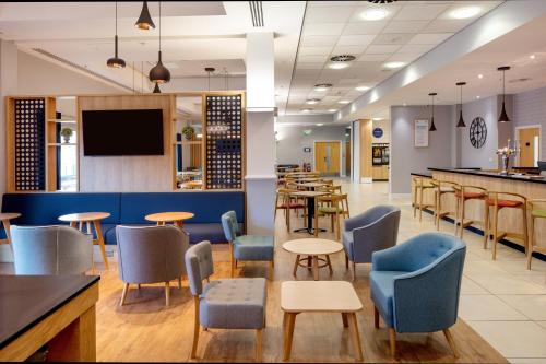 Holiday Inn Express Hull City Centre an IHG Hotel - image 3