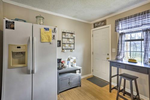 Secluded Rossville Retreat 6 Miles to Chattanooga - image 9