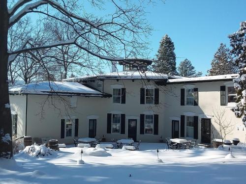 Black Sheep Inn and Spa - 숙소 외관