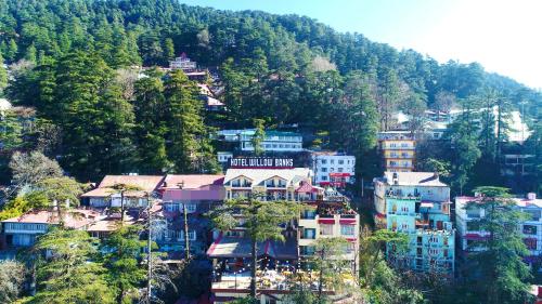 Hotel Willow Banks - Boutique 4 star Hotel on the Mall Road Shimla