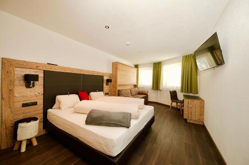 Haus Alpenblick - Apartment - Ladis