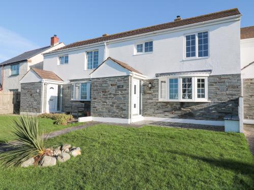 Hebaska, Watergate Bay, Cornwall