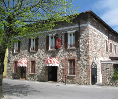  Trattoria Milani, Pension in Lonato del Garda