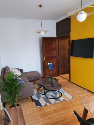B&B MILES APARTMENT, Katowice