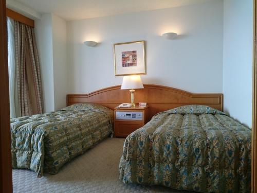 The Gran Resort Elegante Awajishima - Tap to explore photos