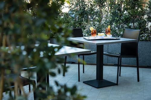 Best Western JFK Hotel - image 3