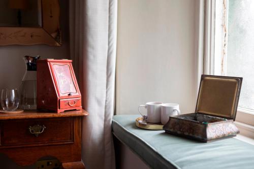 Victorian House Hotel - image 7