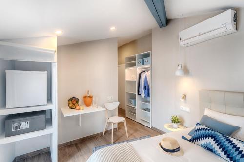 Hostal Altea House - image 3