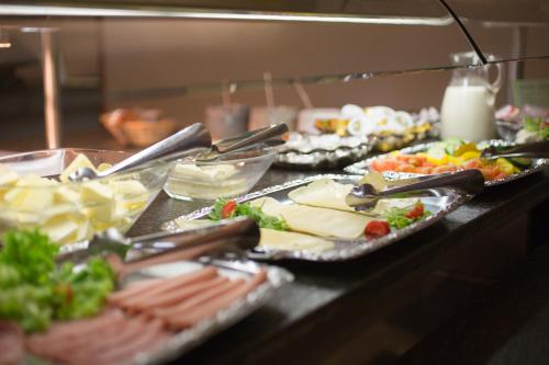 Aparthotel Tyrol - image 8