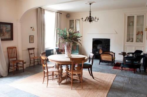 Victorian House Hotel - image 8