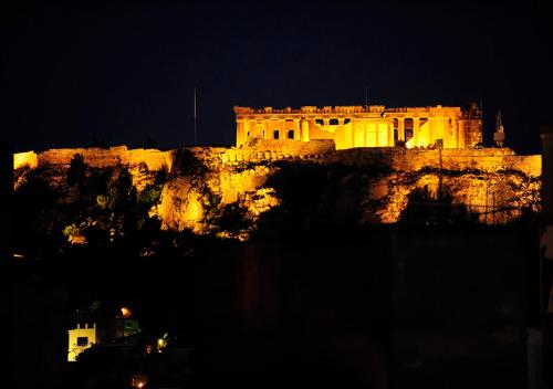 Live in Athens PSYRRI Central Apartments - image 9