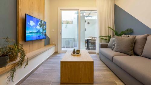 “Champions” Apartment in N. Kosmos neighbourhood, Atene