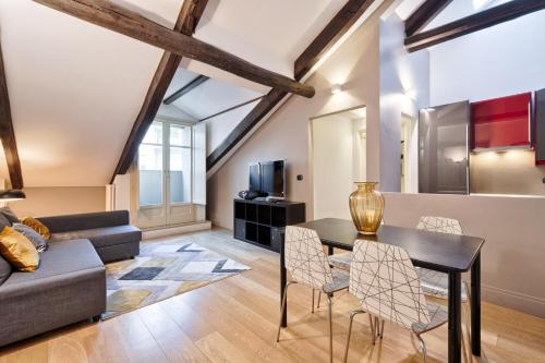GuestHost - Stylish Apartment in the heart of Torino, Turín