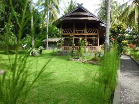 Gondang Beach Hotel