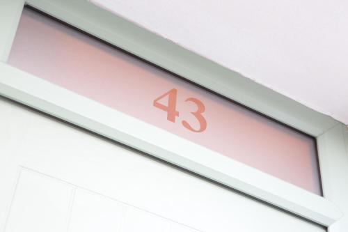 43 BBEscapes