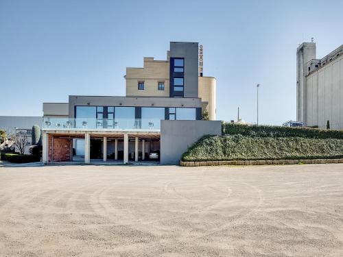 OYO Hotel Restaurante Blanc I Negre 2 - 출입구