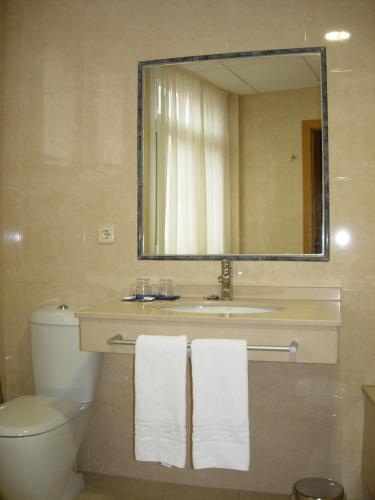 Hotel Arteixo - image 6