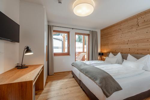 Skylodge Alpine Homes - image 12