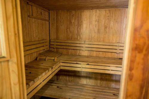 ซาวน่า, Mac Atini Guest House in อัมบาบาเน