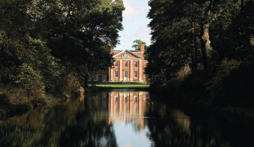 Warbrook House Heritage Hotel - Accommodation - Hook