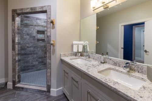 The Residences at Biltmore - Asheville in Asheville, USA