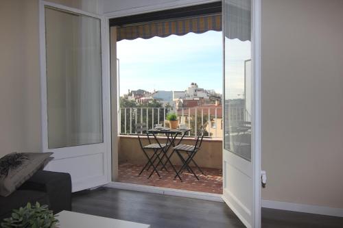 B&B Barcelone - FELIP II - Spacious and quiet apartments - Bed and Breakfast Barcelone