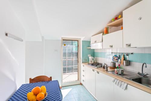 Libertà Frame Apartment - Terrace and Etna view - image 3