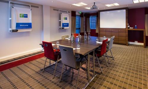 Holiday Inn Express Stoke-On-Trent an IHG Hotel - image 4
