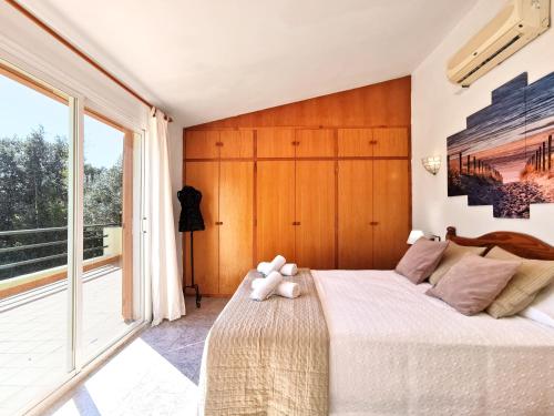 Villa Divuit Pins Villa Divuit Pins