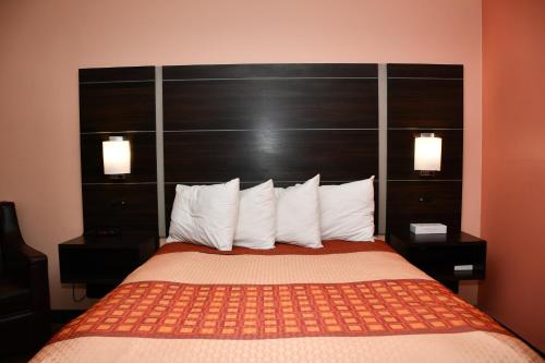 Regency Inn & Suites Faribault in Faribault, USA