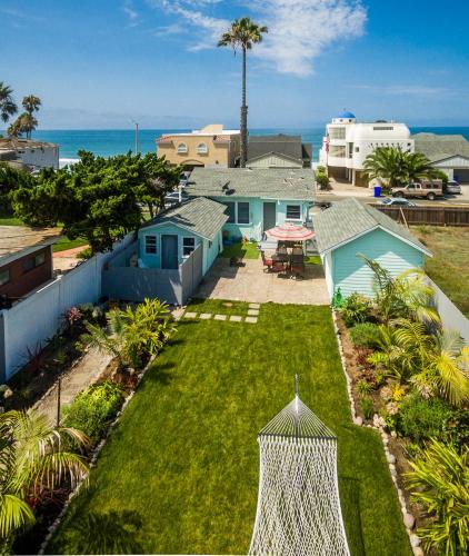 Pacific Bungalow in Oceanside with Backyard & Tiny House