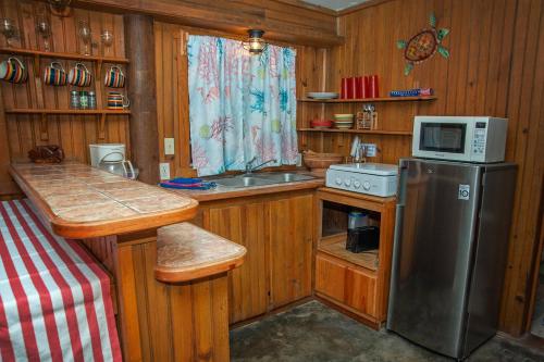 keuken, Blue Island Divers Casa Descanso in Sandy Bay