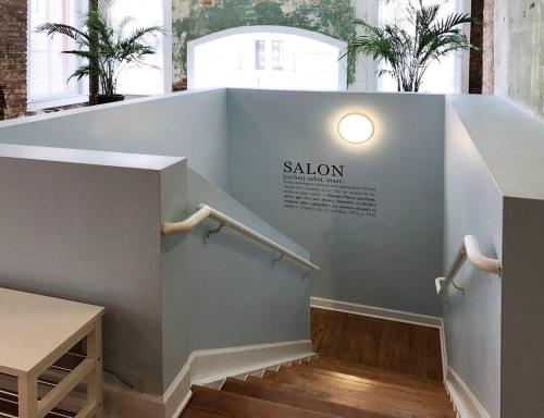 Downtown Salon - Location - Comfort - Style